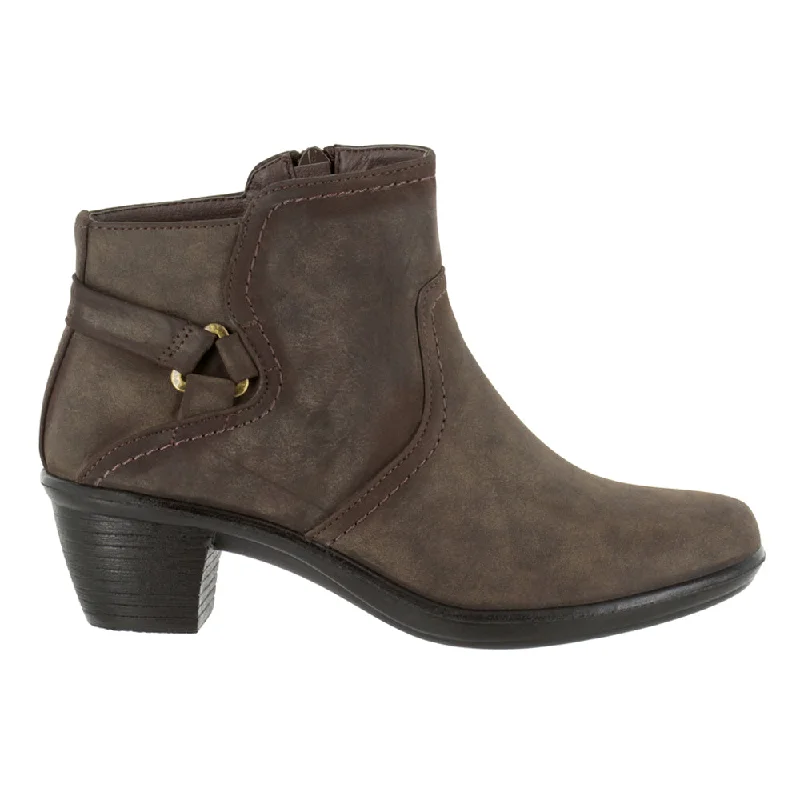 On-Trend Fashion Offers Dawnta Round Toe Zippered Booties