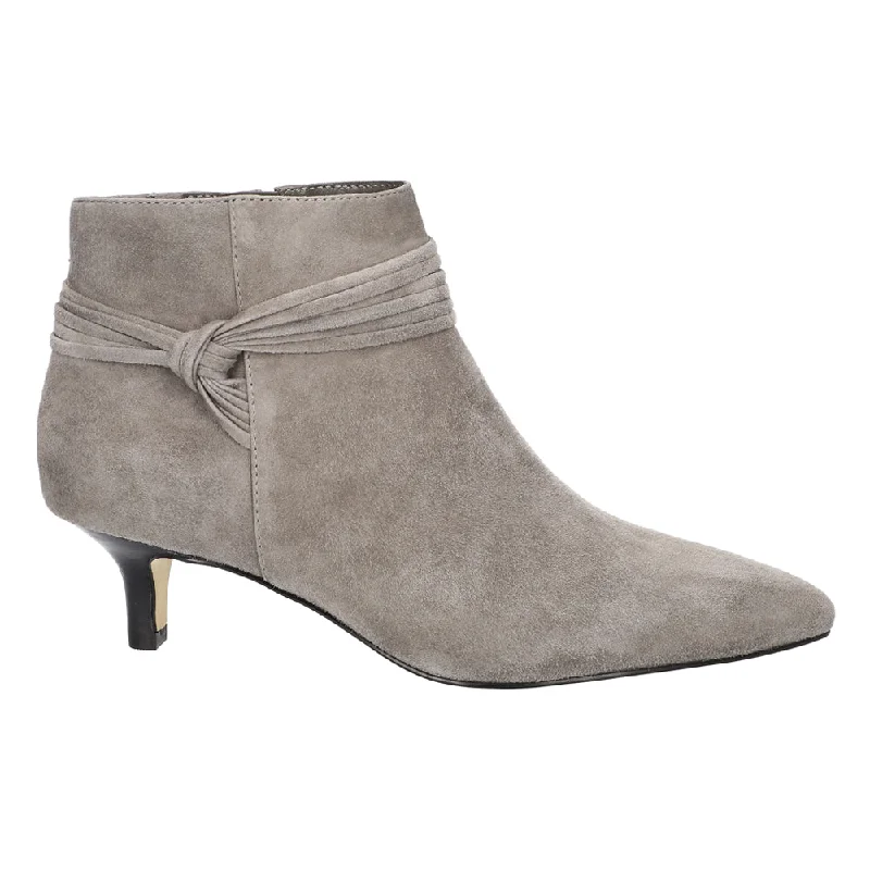 Step Ahead, Lead The Trend Jani Pointed Toe Zippered Booties