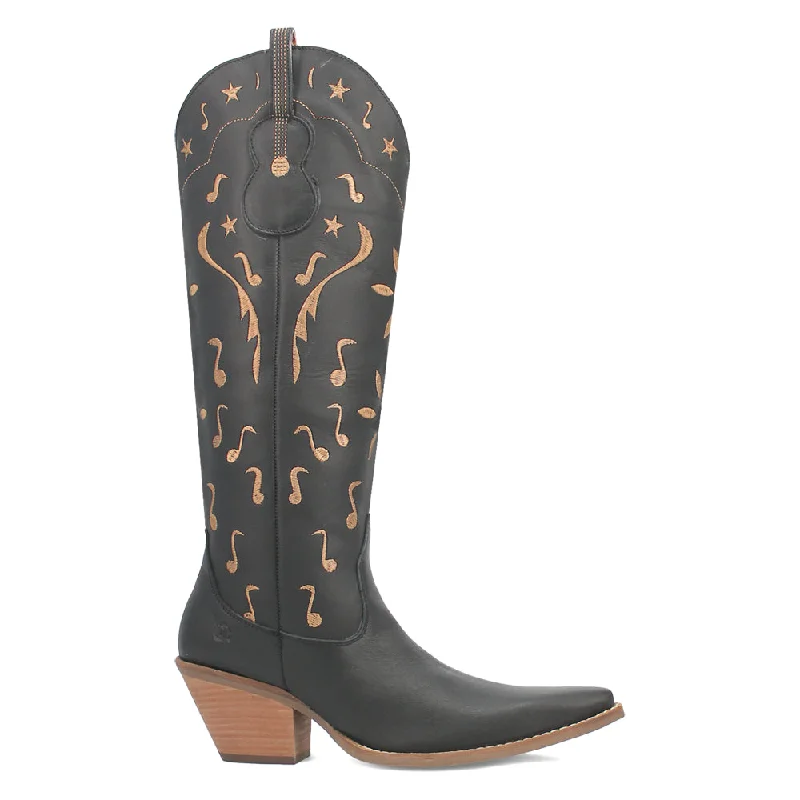 Must-Have Shoe Styles Rhymin Embroidered Snip Toe Cowboy Boots