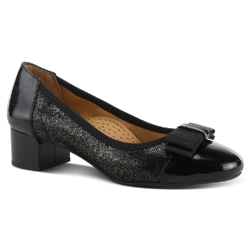 The Good Stuff Spring Step Paulette Black Patent Leather Pump (Women's)